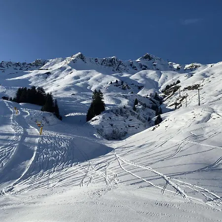 Chalet Montriond Hotel